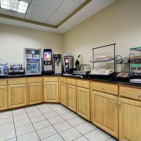 Columbia Inn & Suites Εξωτερικό φωτογραφία