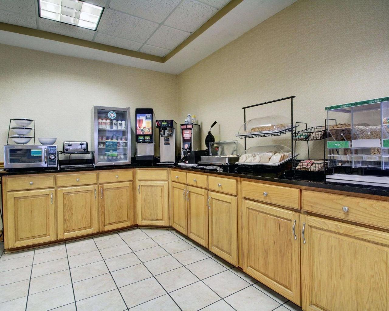 Columbia Inn & Suites Εξωτερικό φωτογραφία